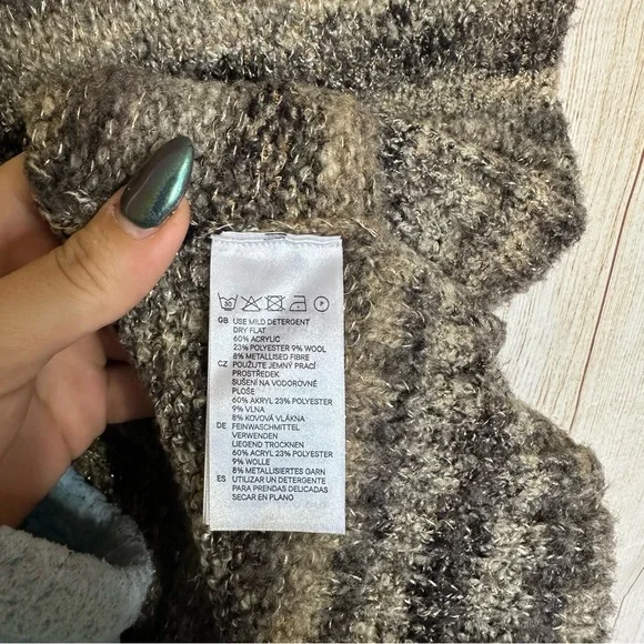 H&M Cozy Sweater Dress Gold Black Metallic XS - Picture 4 of 6